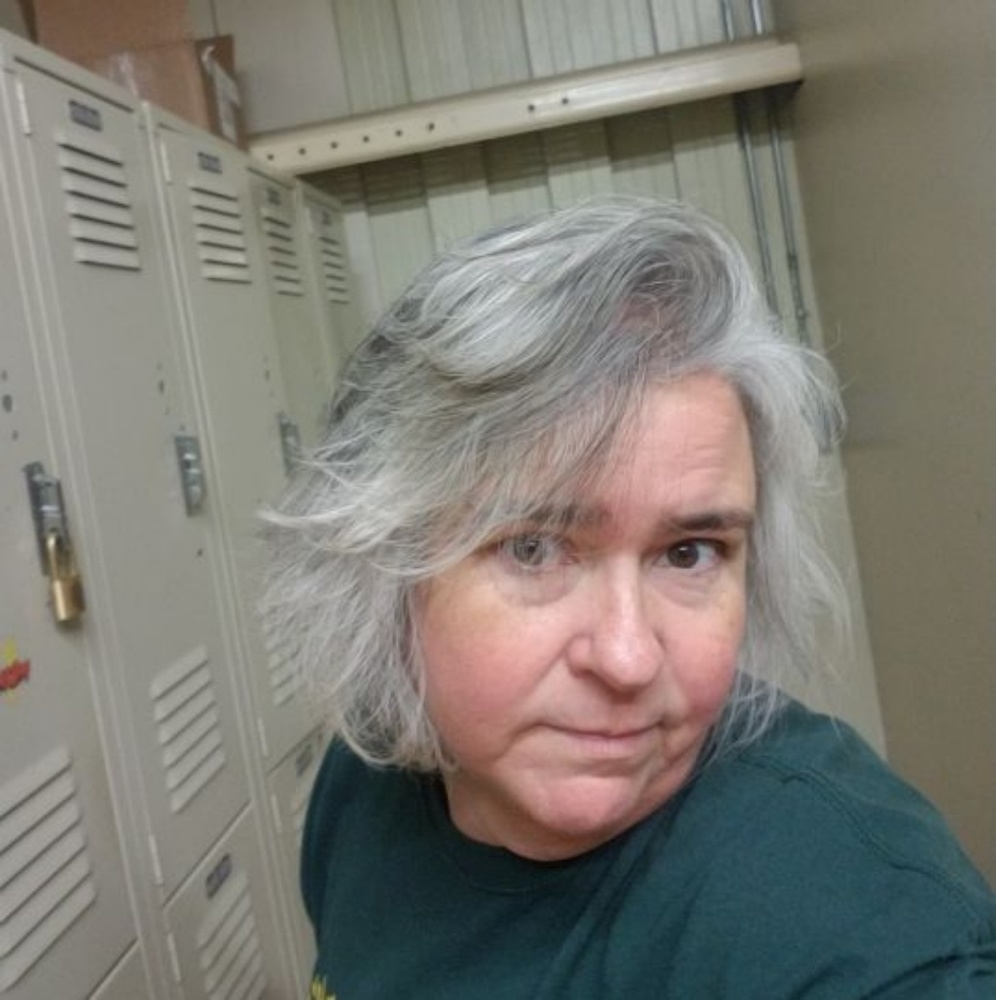 Meet your Posher, Cynthia